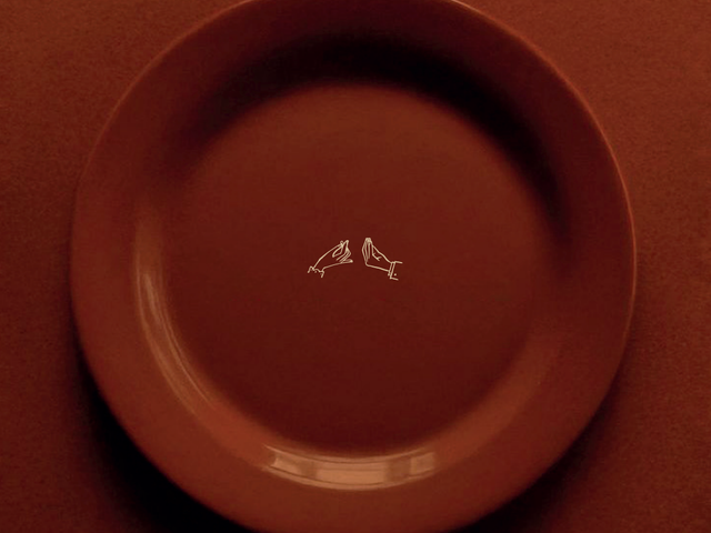Piapia Ristorante assiette rouge.png